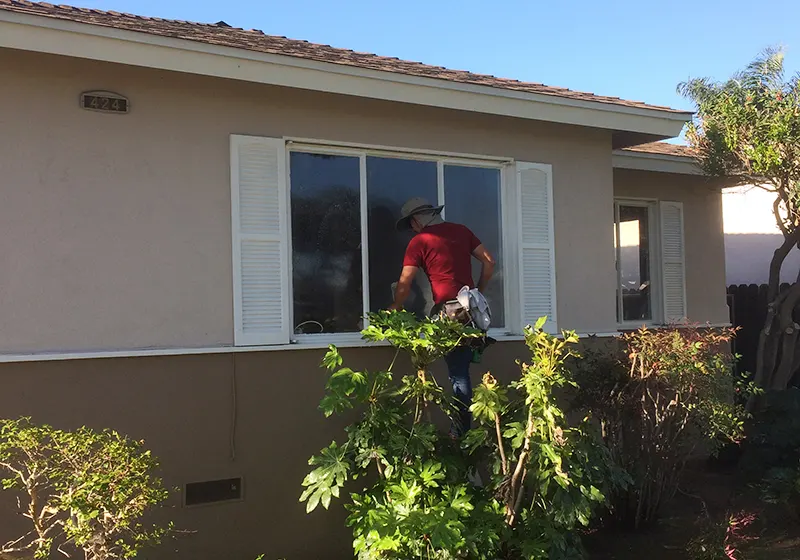 Residential window washing in Irvine, CA