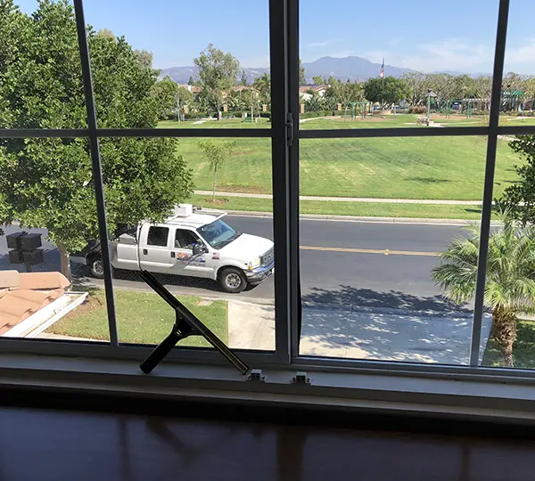 Top-Rated Window Cleaning Services in Orange County, CA